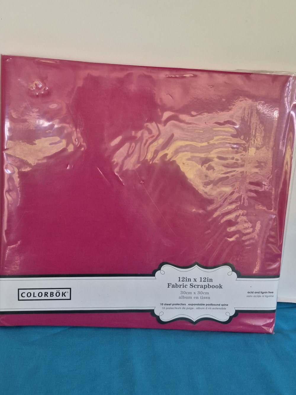Colorbok Hot Pink Fabric Scrapbook Album 12x12 and 10 Sheet Protectors